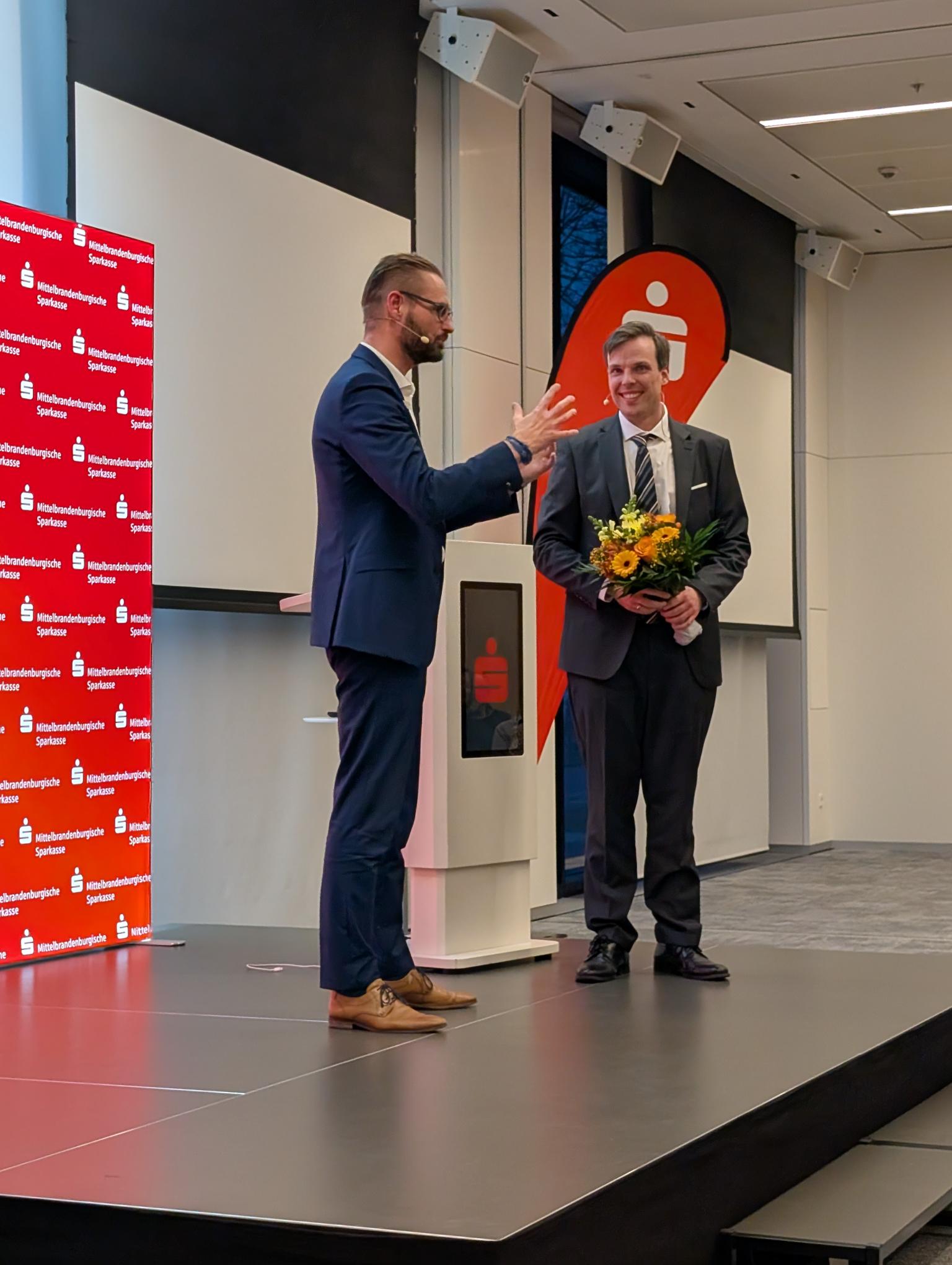 Closing and thanks at the event